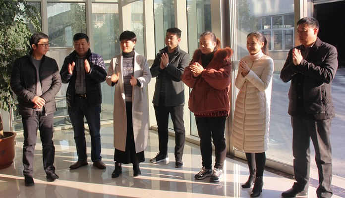 创建在攻坚   巾帼半边天