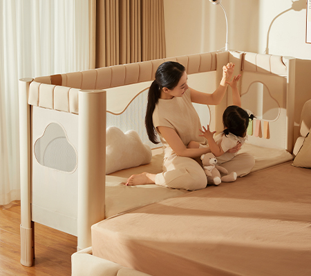 COOLBABY Height-Adjustable Baby Crib | Seamless Bedside Splicing Design